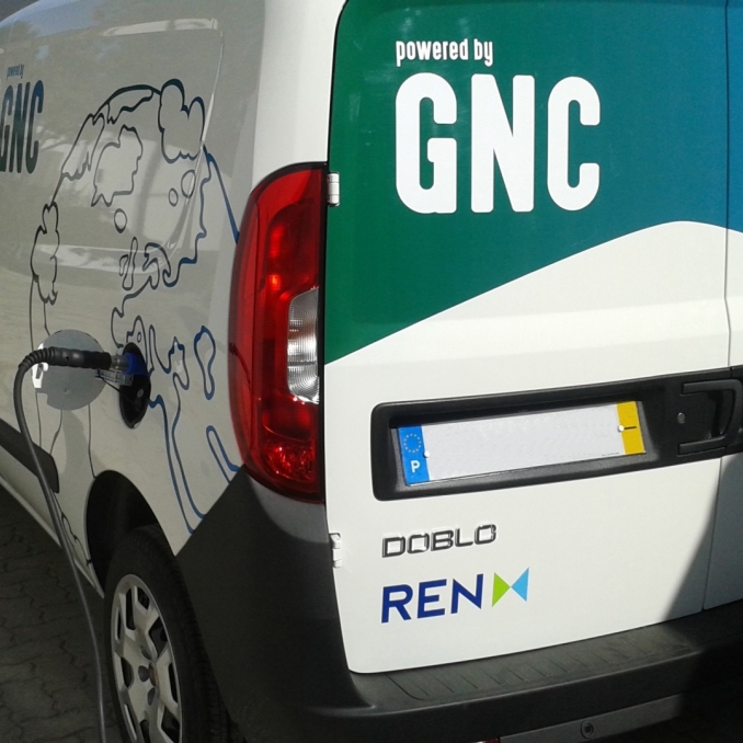 Solu��es de abastecimento de GNC para frotas pr�prias 