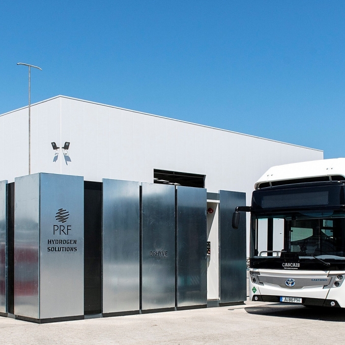 PRF Gas Solutions presentó la estación DRHYVE: una estación portátil de repostaje de hidrógeno, la primera en Portugal.