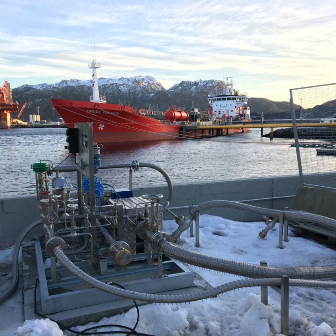 Solu��o de Bunkering de GNL realizado na Noruega