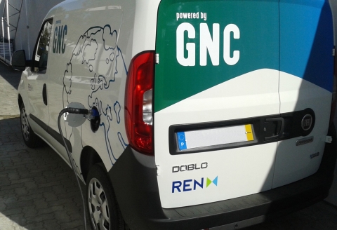 Solu��es de abastecimento de GNC para frotas pr�prias 