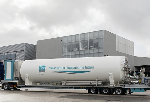 MOOV: LNG Mobile Refuelling Station