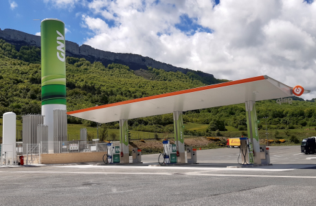 New LNG and CNG refuelling station in Spain.